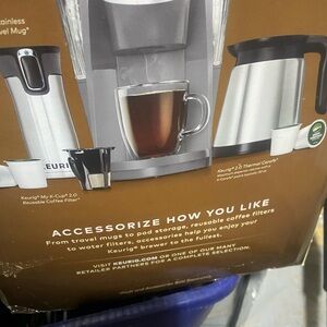 KEURIG K200 2.0 In box still. Never used.